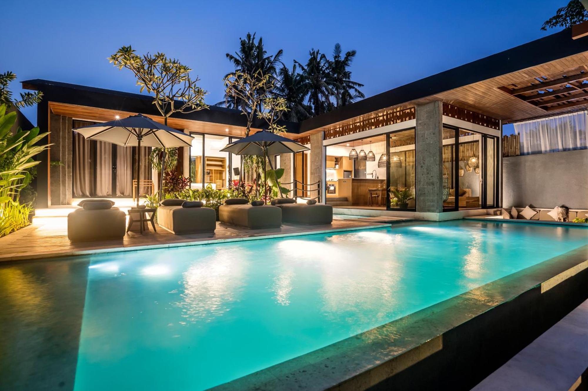 Sarang Cocoon Villa Ubud By Balisuperhost Exteriör bild