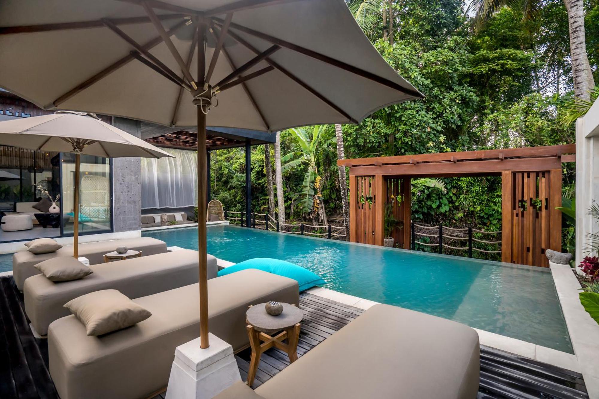 Sarang Cocoon Villa Ubud By Balisuperhost Exteriör bild