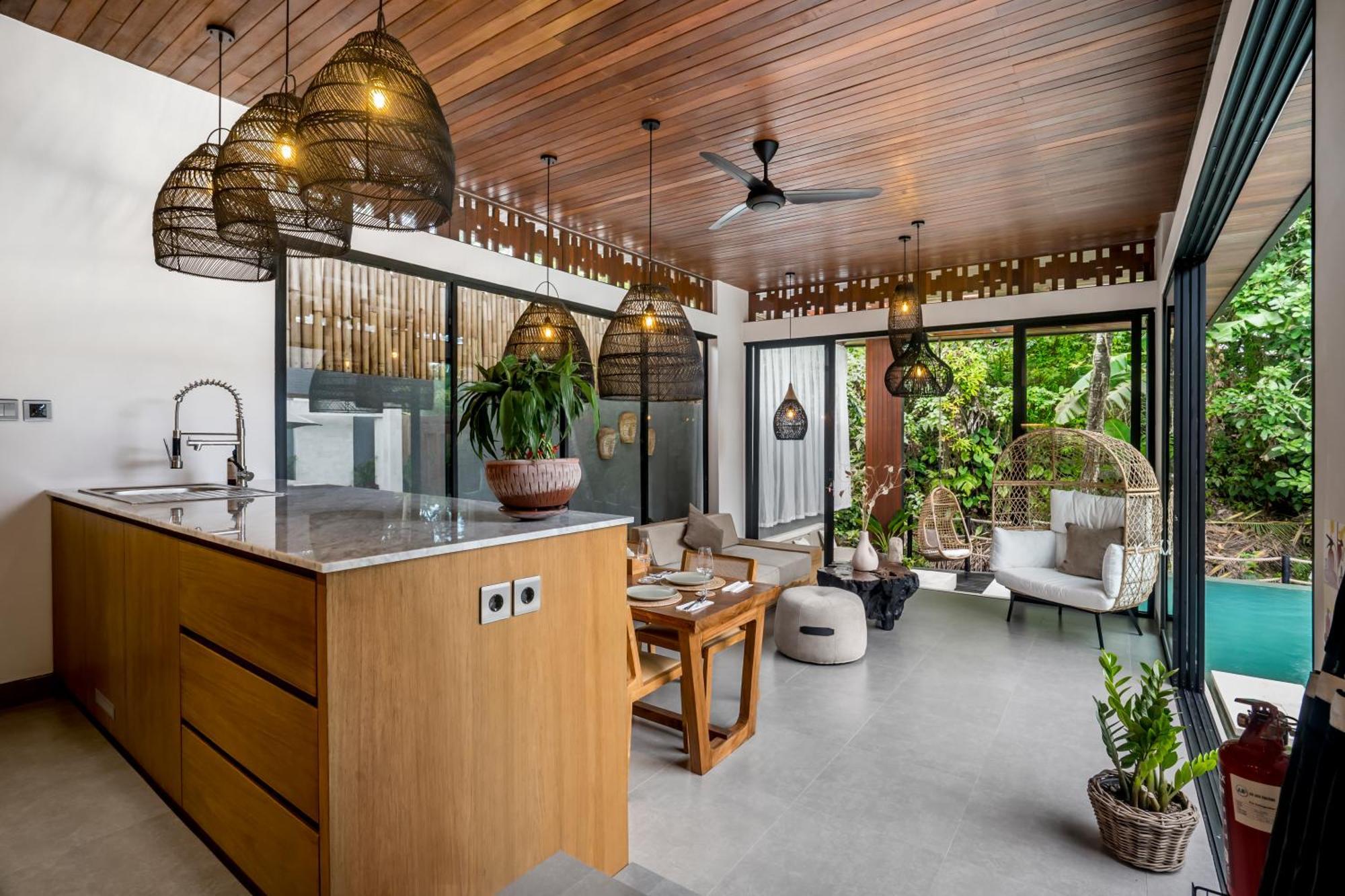 Sarang Cocoon Villa Ubud By Balisuperhost Exteriör bild